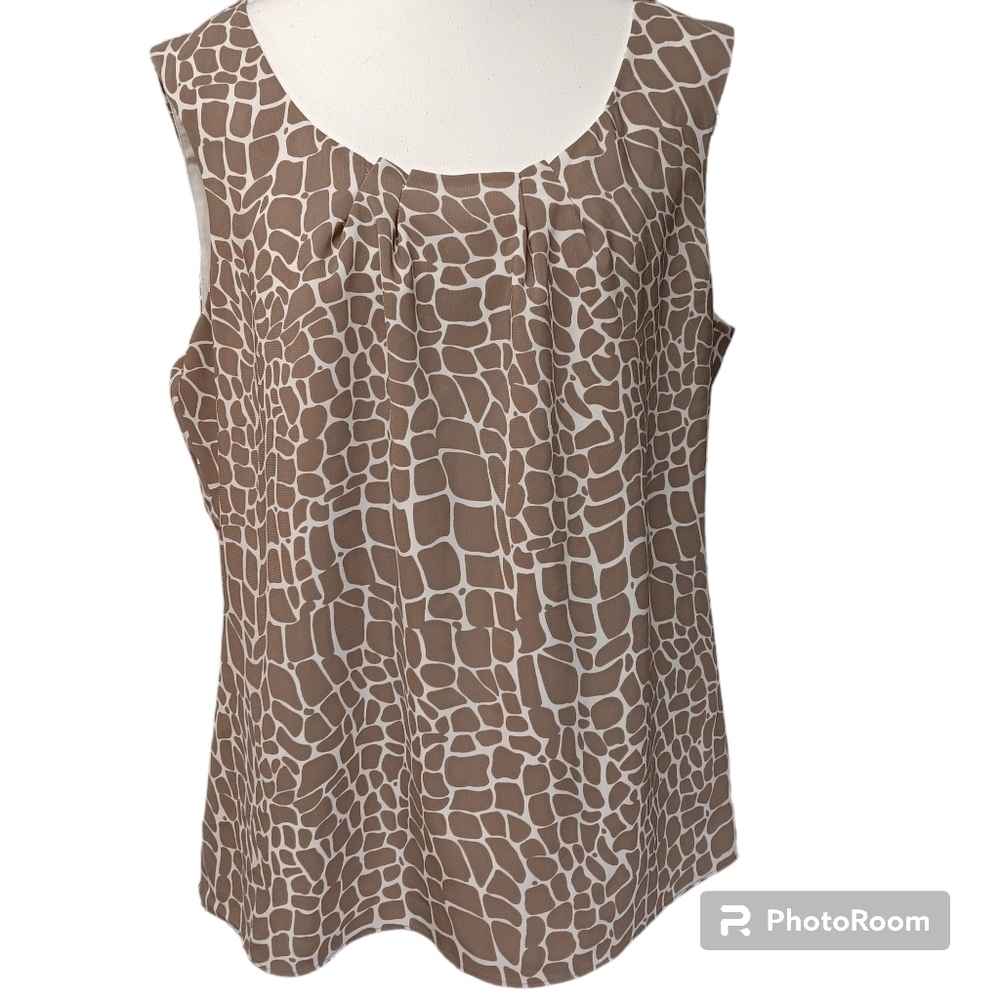 Isabella DeMarco Women's Large Sleeveless Blouse Tank Top Brown Giraffe Print